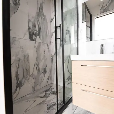 Mbm - Loft Marais * Parigi